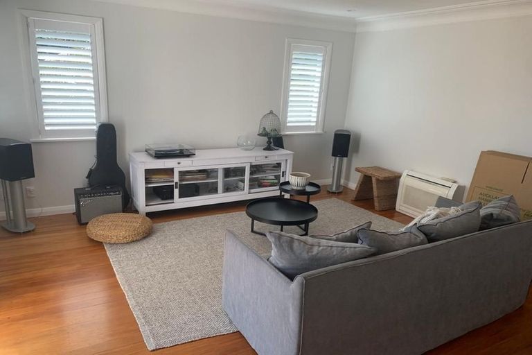 Photo of property in 47 Formby Avenue, Point Chevalier, Auckland, 1022