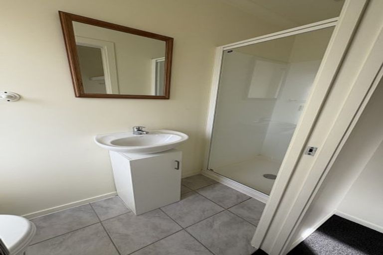 Photo of property in 2a Charlenne Close, Ranui, Auckland, 0612