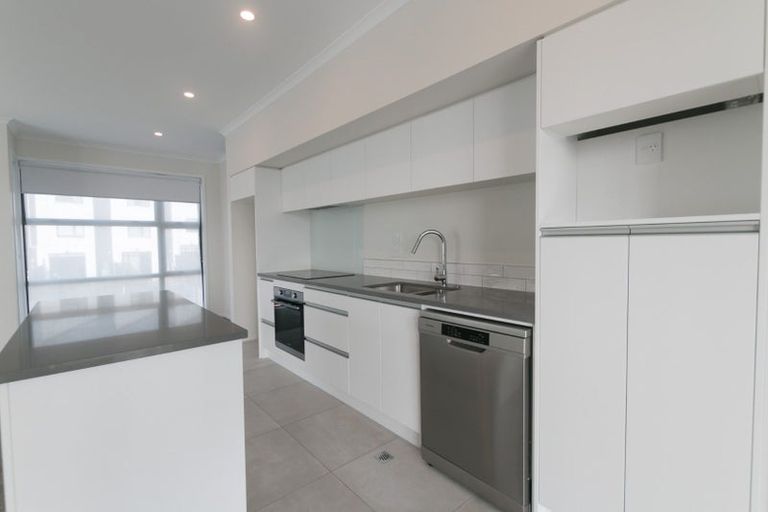 Photo of property in 32 Raranga Lane, Hobsonville, Auckland, 0616