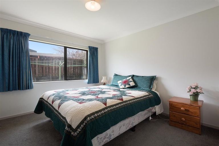 Photo of property in 2 Dowman Place, Te Puke, 3119