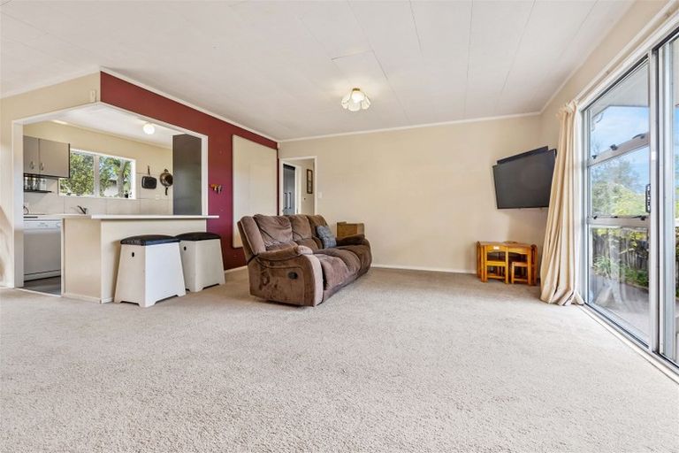 Photo of property in 58 Hindmarsh Street, Henderson, Auckland, 0612