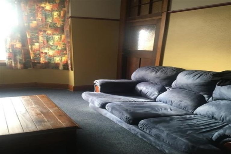 Photo of property in 16 The Terrace, Timaru, 7910