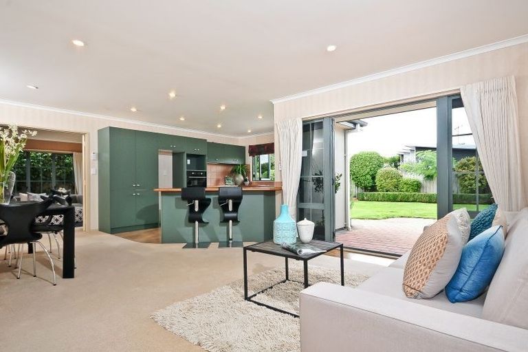 Photo of property in 46 Cairns Crescent, Rototuna, Hamilton, 3210