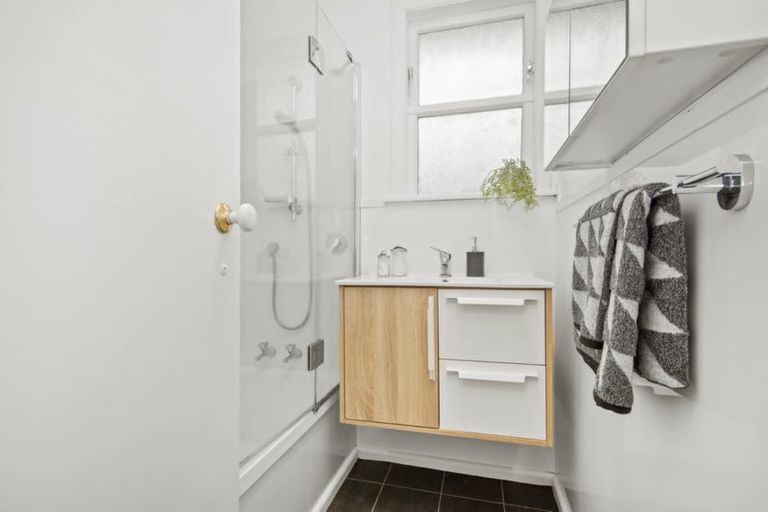 Photo of property in 1 Strand Crescent, Naenae, Lower Hutt, 5011