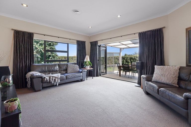 Photo of property in 4 Cotswold Place, Ohauiti, Tauranga, 3112