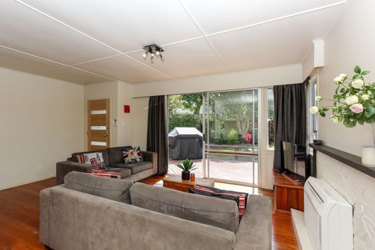 Photo of property in 21 Durham Avenue, Welbourn, New Plymouth, 4312