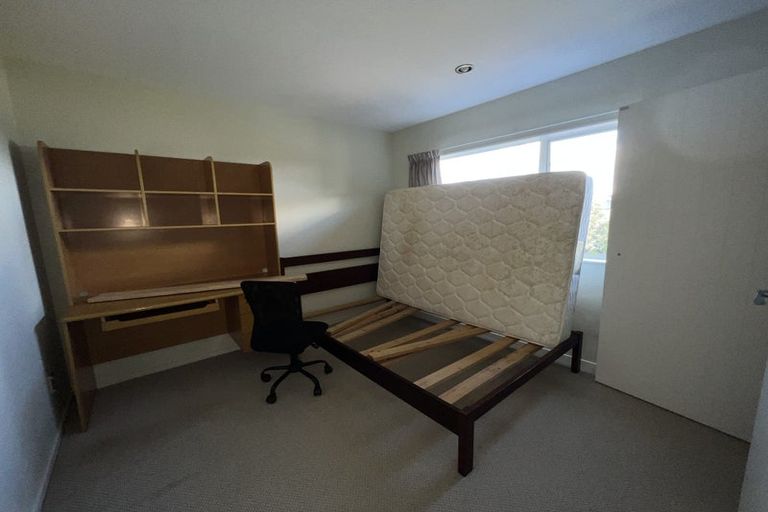 Photo of property in 3 Mana Lane, Pinehill, Auckland, 0632