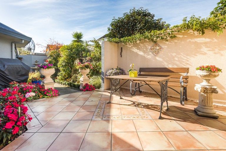 Photo of property in 449a College Street, Hokowhitu, Palmerston North, 4410