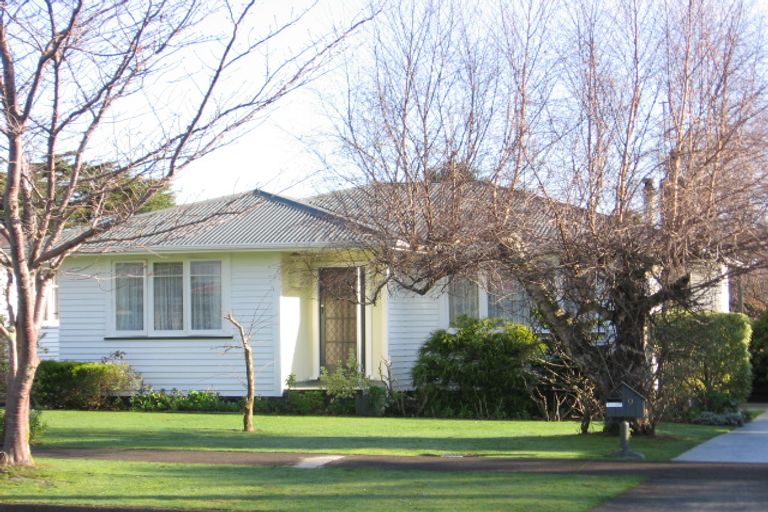 Photo of property in 9 Long Melford Road, Awapuni, Palmerston North, 4412