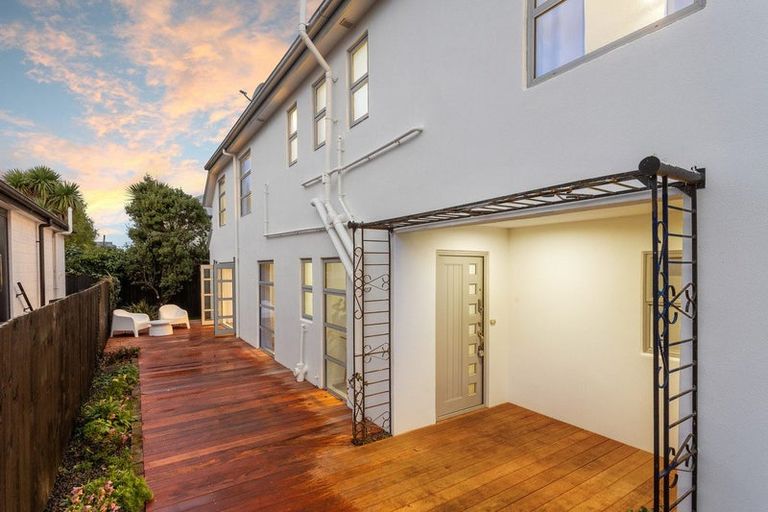 Photo of property in 112 Sherborne Street, St Albans, Christchurch, 8014