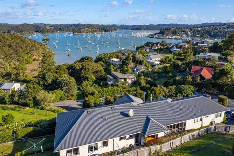 Photo of property in 5 Deeming Road, Okiato, Russell, 0272