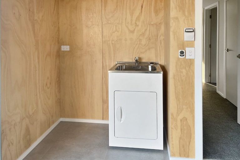 Photo of property in 658b Pioneer Highway, Highbury, Palmerston North, 4412