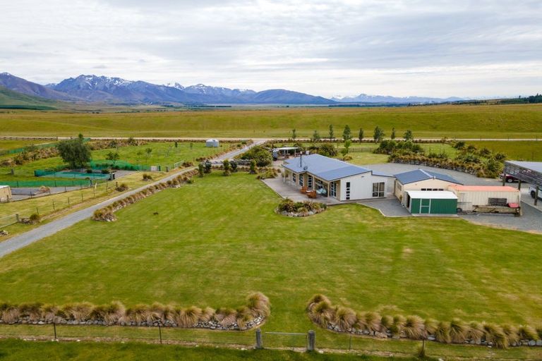 Photo of property in 35 Ben Ohau Road, Ben Ohau, Twizel, 7999
