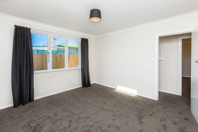 Photo of property in 76b Seddon Street, Wallaceville, Upper Hutt, 5018