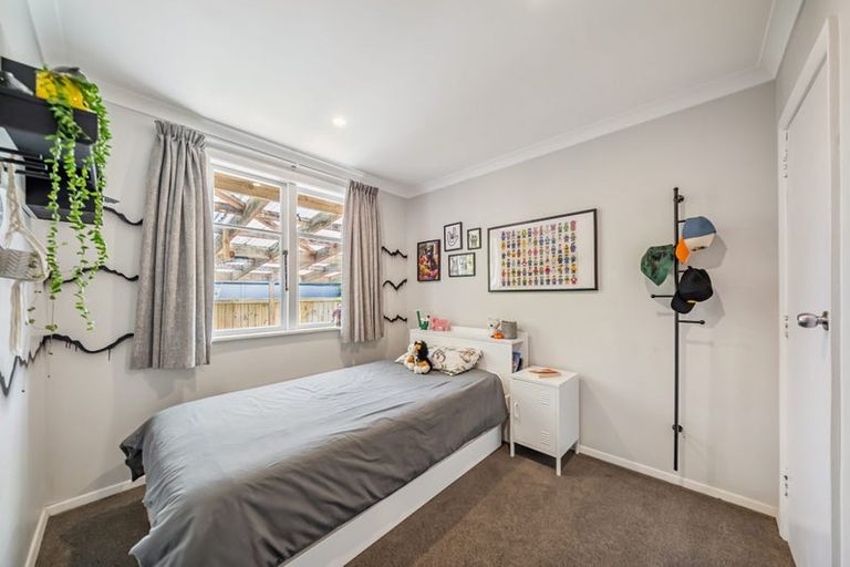 Photo of property in 8 Tui Grove, Elderslea, Upper Hutt, 5018