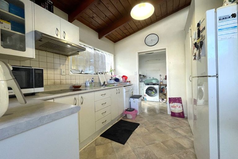 Photo of property in 6 Ervine Place, Bucklands Beach, Auckland, 2014