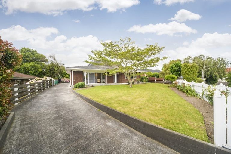 Photo of property in 3 Coronet Place, Awapuni, Palmerston North, 4412