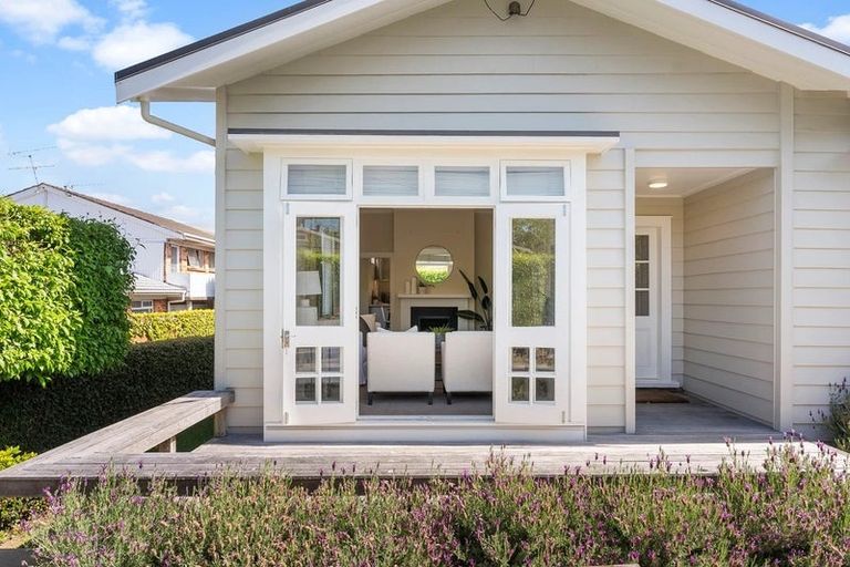 Photo of property in 8 Torrance Street, Epsom, Auckland, 1023