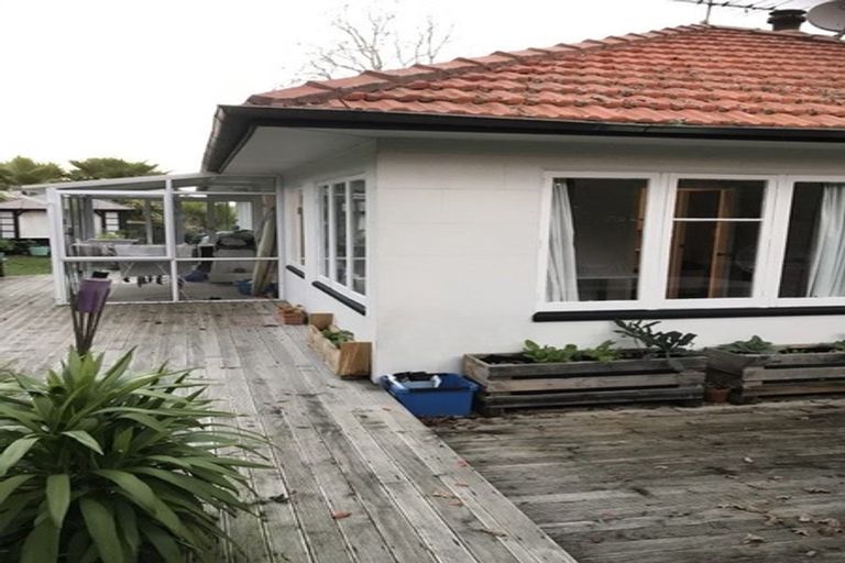 Photo of property in 1/134 Nile Road, Milford, Auckland, 0620