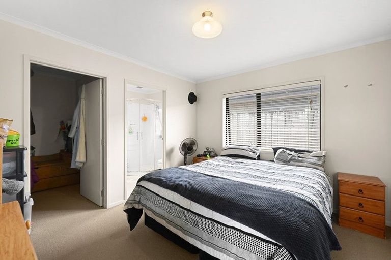 Photo of property in 4 Piwakawaka Court, Rototuna North, Hamilton, 3210