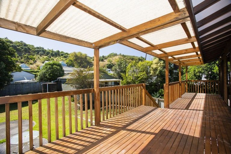 Photo of property in 57 Moana Road, Okitu, Gisborne, 4010