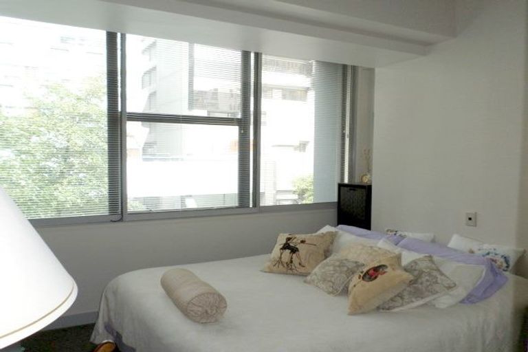 Photo of property in Gerondis Bldg Apartments, 201/60 Willis Street, Wellington Central, Wellington, 6011