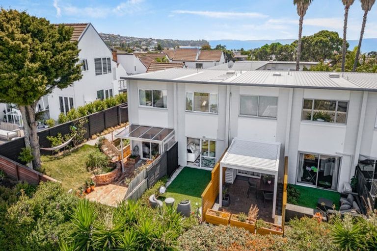 Photo of property in 9/72 Kitchener Road, Milford, Auckland, 0620