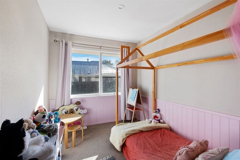 Photo of property in 6b Chartwell Street, Burwood, Christchurch, 8083