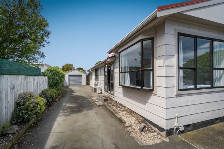 Photo of property in 2/113 Estuary Road, South New Brighton, Christchurch, 8062