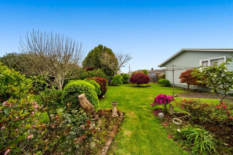 Photo of property in 4 Murray Avenue, Hawera, 4610