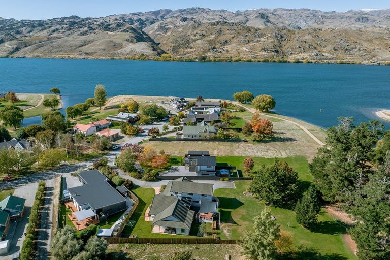 Photo of property in 32 Pisa Moorings Road, Mount Pisa, Cromwell, 9383