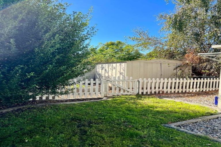 Photo of property in 2 Tasman Street, Havelock North, 4130