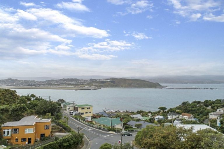 Photo of property in 98 View Road, Houghton Bay, Wellington, 6023