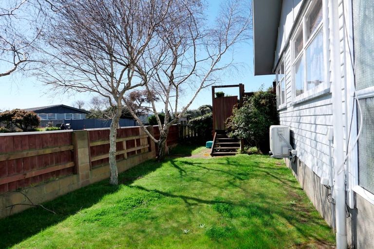Photo of property in 80 Michael Road, Paraparaumu Beach, Paraparaumu, 5032