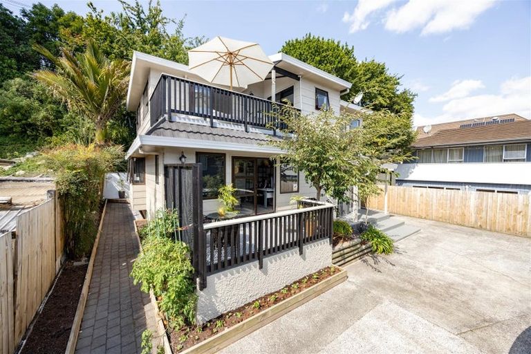 Photo of property in 8 Opoia Road, Hamilton East, Hamilton, 3216