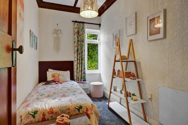 Photo of property in 187 South Road, Hawera, 4610