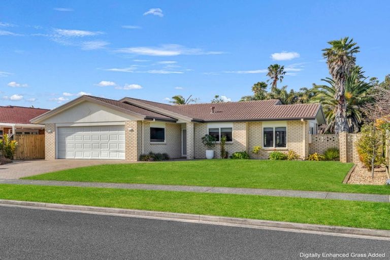 Photo of property in 21 Beachwater Drive, Papamoa Beach, Papamoa, 3118