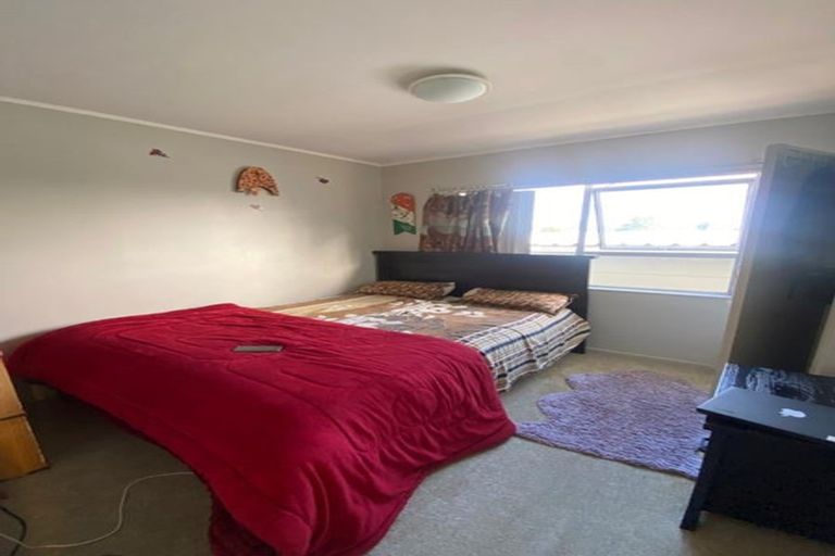 Photo of property in 77a Rosier Road, Glen Eden, Auckland, 0602