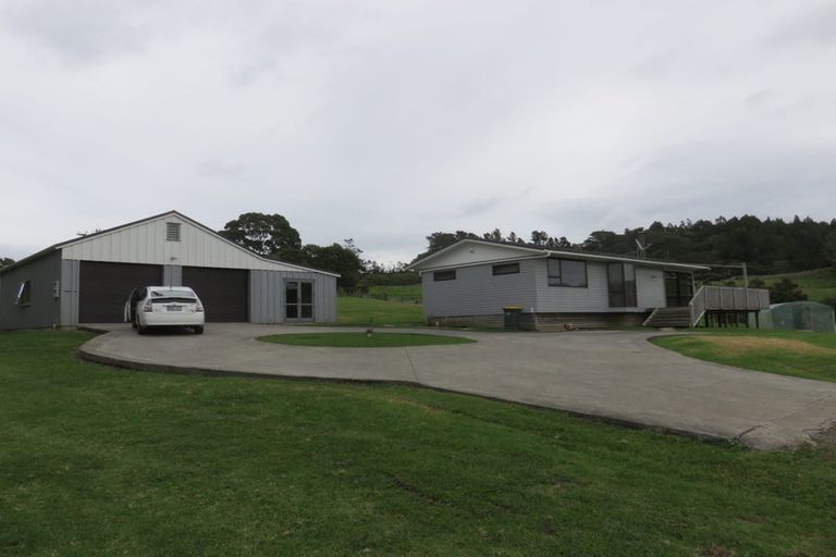 Photo of property in 483 Pine Valley Road, Dairy Flat, Silverdale, 0992