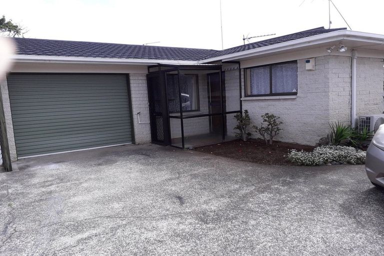 Photo of property in 4/23 Roulston Street, Pukekohe, 2120