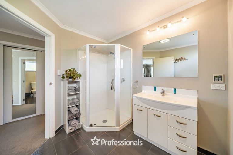 Photo of property in 47 Routley Crescent, Elderslea, Upper Hutt, 5018