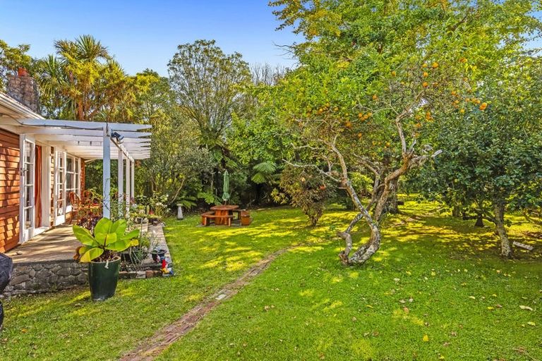 Photo of property in 13 Kauri Road, Waikanae, 5036