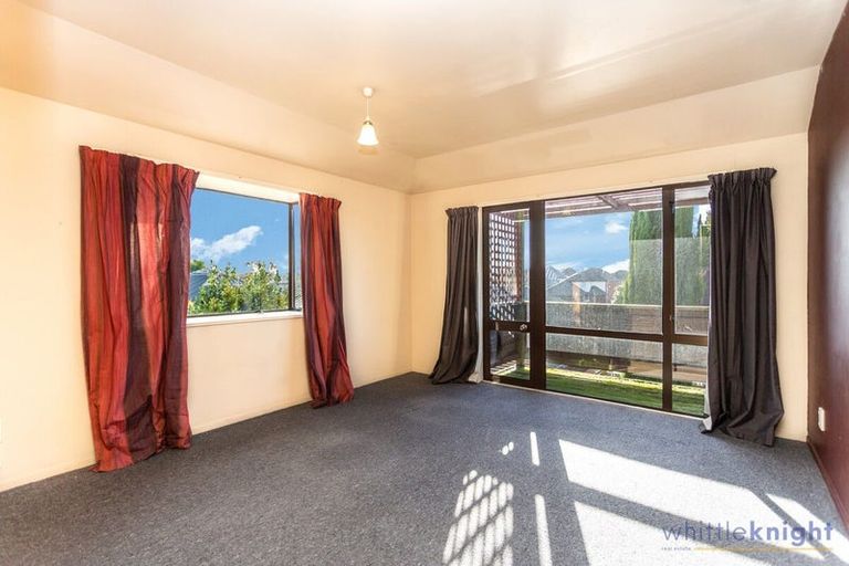 Photo of property in 4/9 Elizabeth Street, Riccarton, Christchurch, 8011