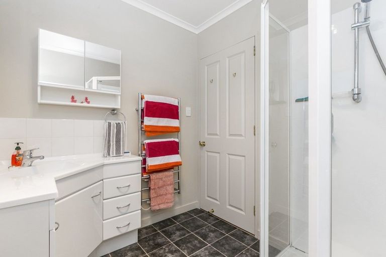 Photo of property in 17 Palmer Place, Taieri Beach, Taieri Mouth, 9091