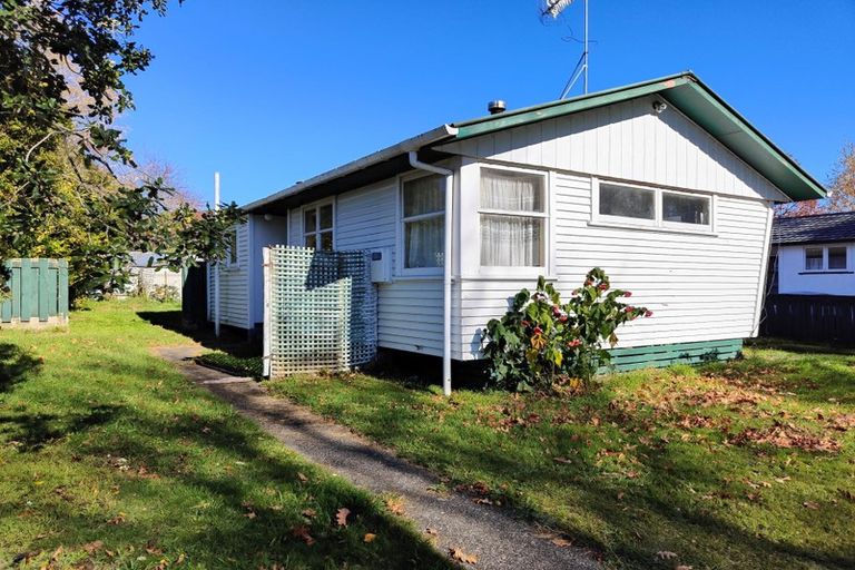 Photo of property in 25 Poihaere Street, Turangi, 3334