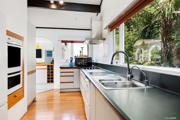 Photo of property in 108 Kowhai Road, Campbells Bay, Auckland, 0630