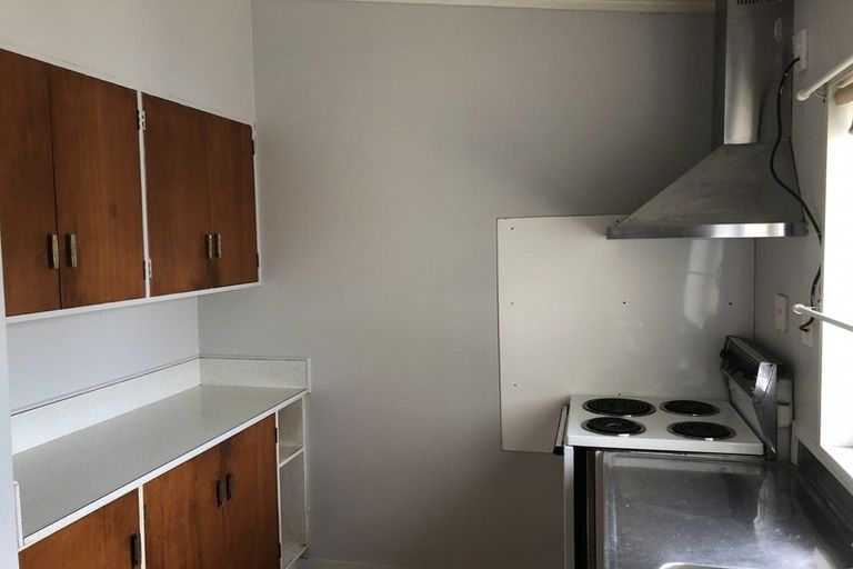 Photo of property in 466 Featherston Street, Palmerston North, 4414