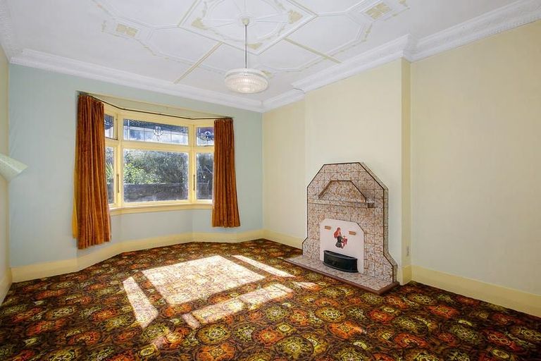 Photo of property in 33 Havelock Street, Mornington, Wellington, 6021
