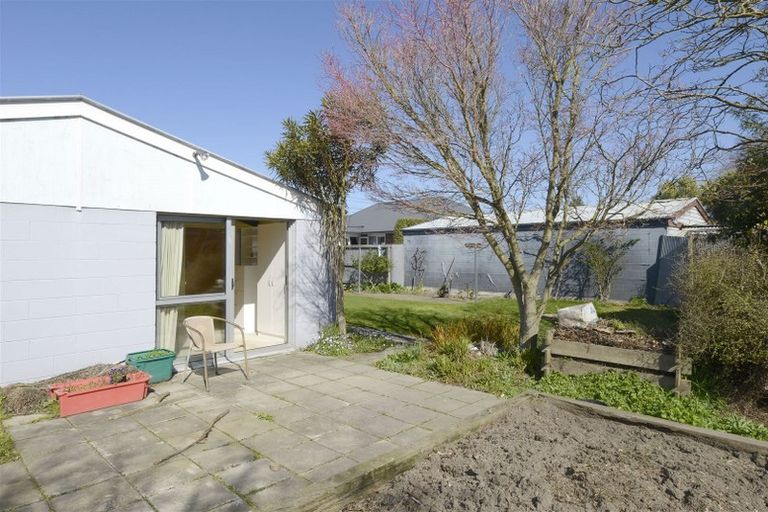 Photo of property in 27 Bethel Crescent, Bishopdale, Christchurch, 8053