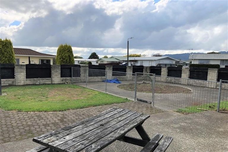 Photo of property in 1 Rimu Street, Levin, 5510